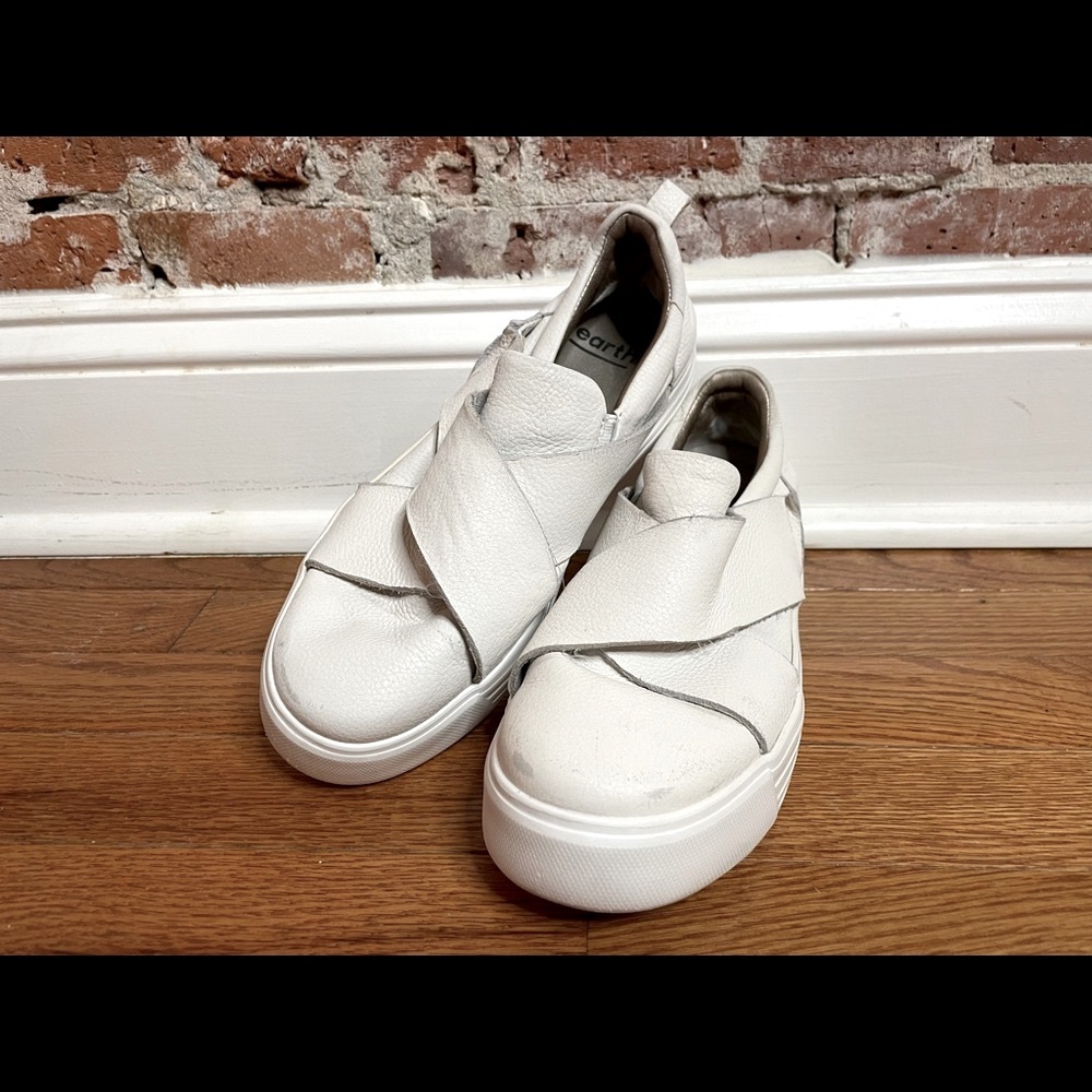 EARTH Rosewood Clary Sneakers